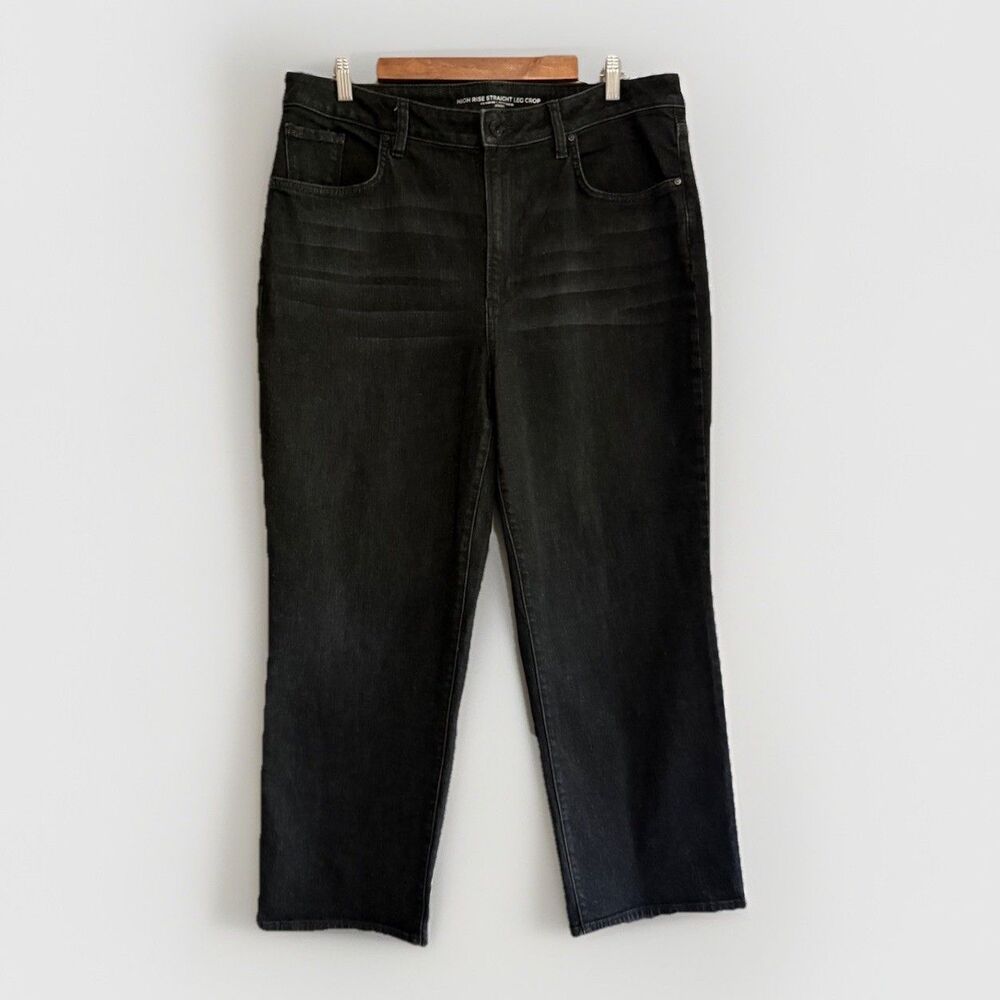 Chicos High Rise Straight Crop Jeans Black 3/16R Stretch‎ Denim Classic Casual